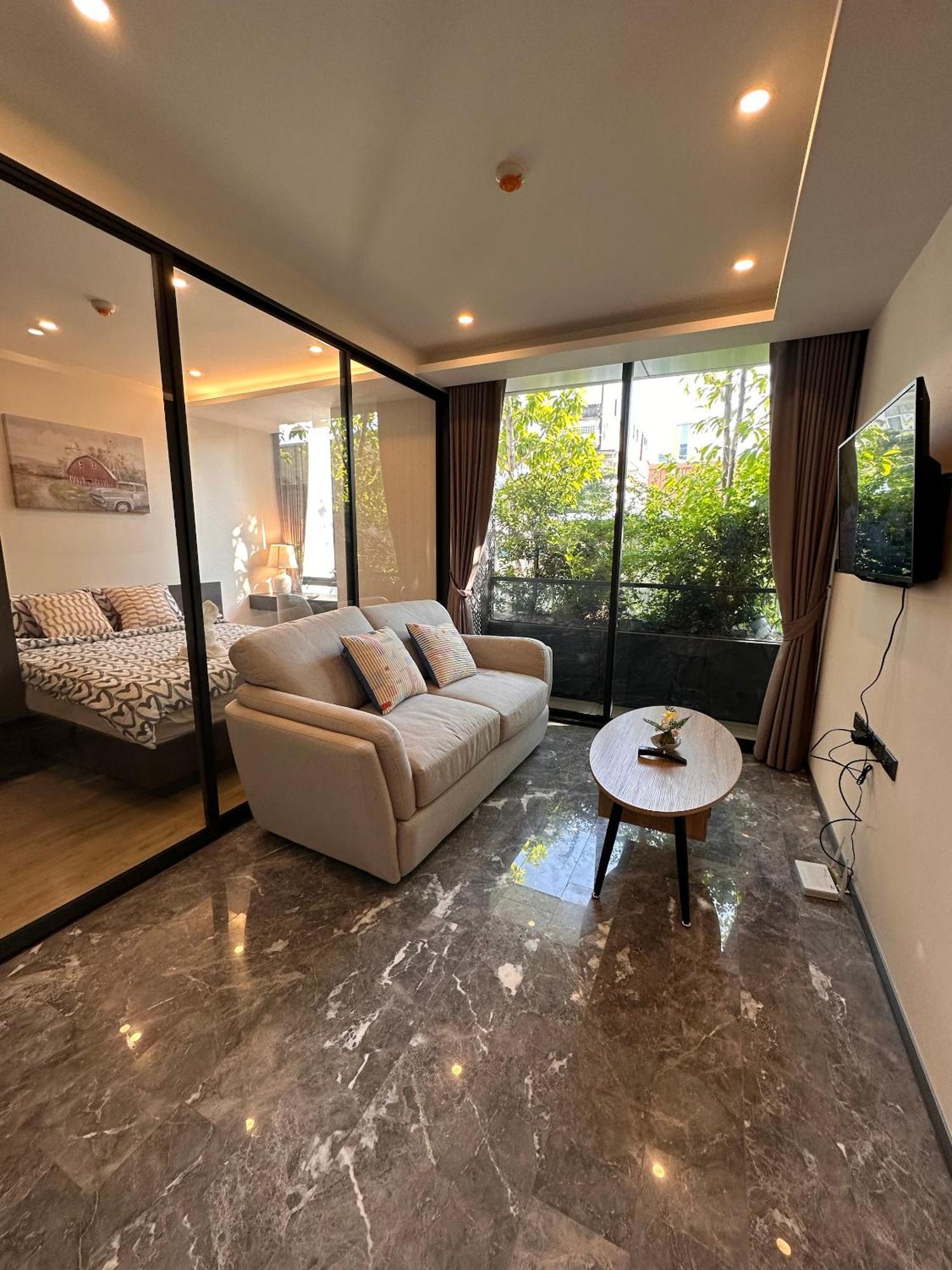 168 Sukhumvit 36精品公寓 Банкок Екстериор снимка