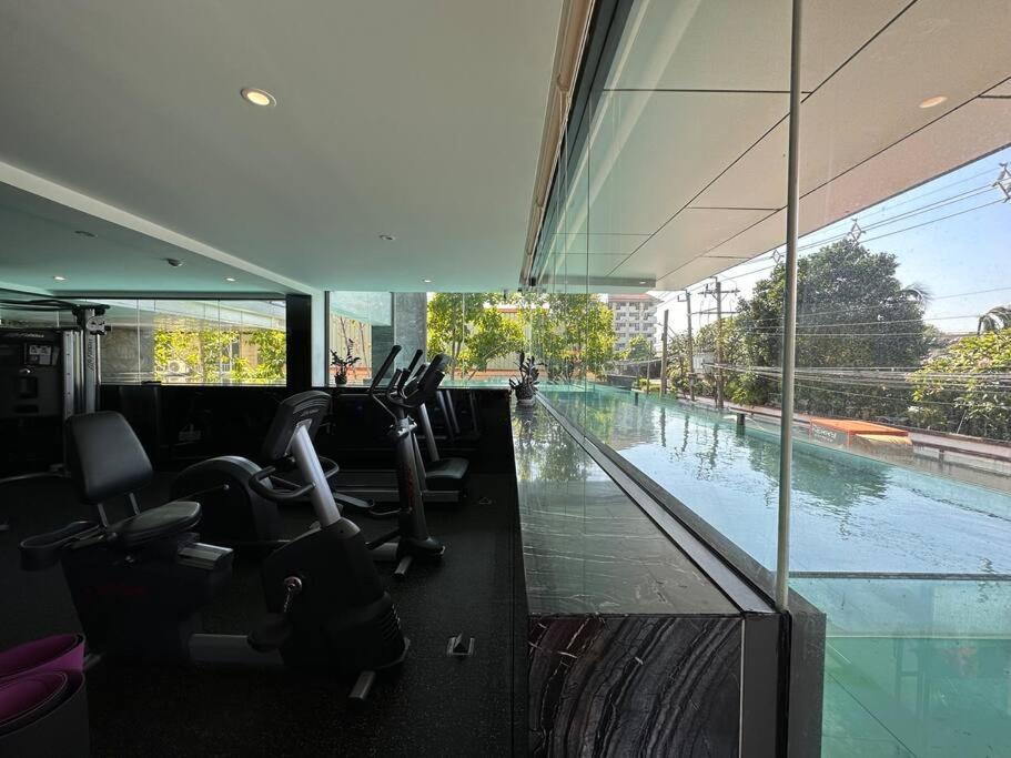 168 Sukhumvit 36精品公寓 Банкок Екстериор снимка